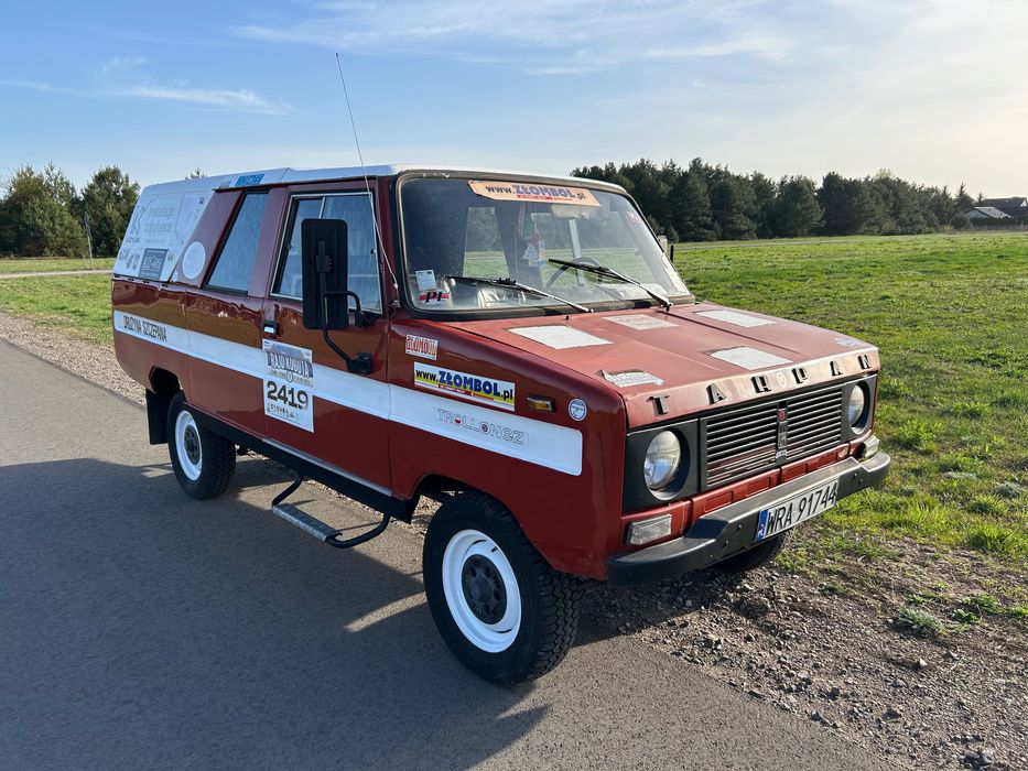 FSR Tarpan 237 obieżyświat jakich mało  1,5 b/g z plakatu złombola