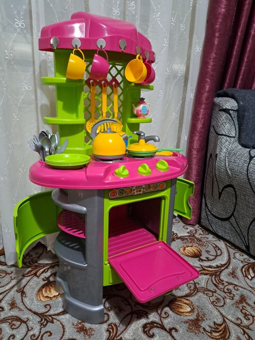 Кухня. Дитяча кухня.