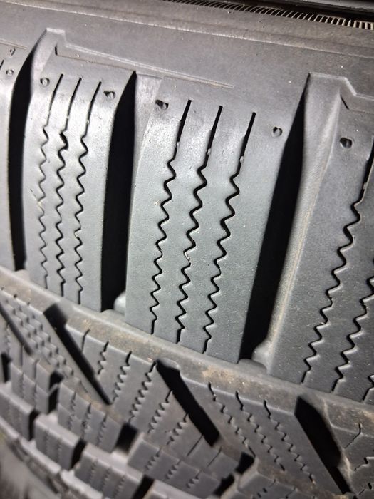 255/45 19 Hankook Isept evo 2 Шини б/у зима