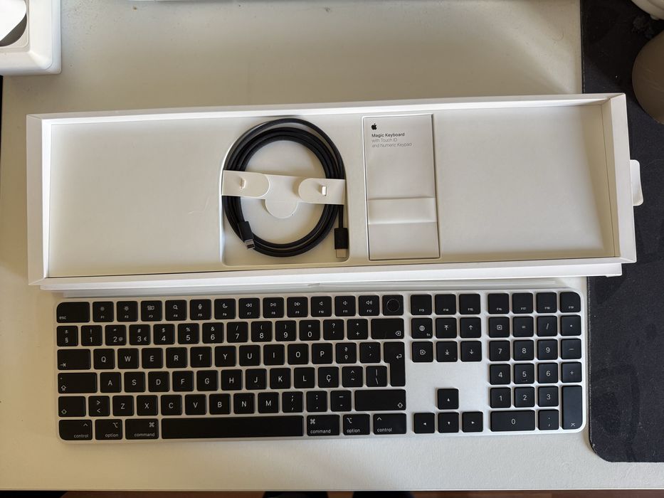 Apple magic keyboard