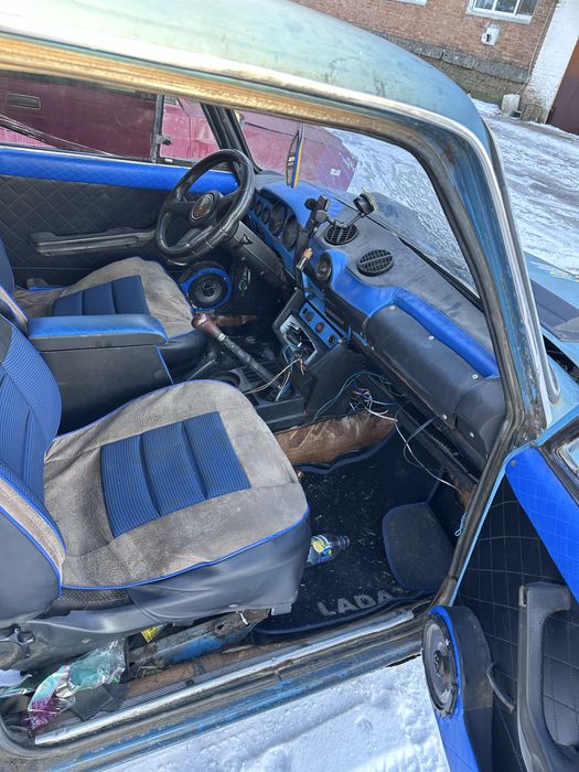 Продам ваз 2106