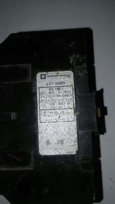 Styczniki, termiki, dodatkowe styki pomocnicze