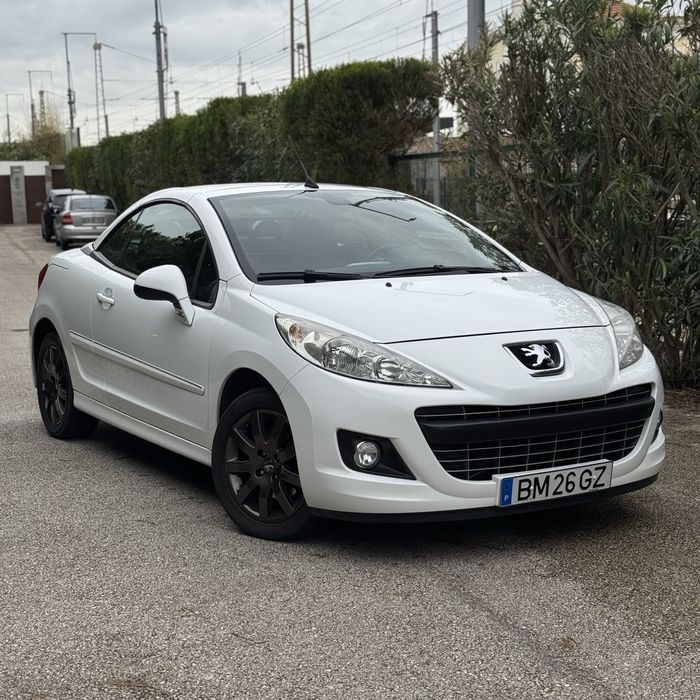 Peugeot 207 cc 2011