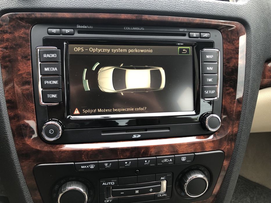 Магнітоли Columbus, Bolero, Swing для Skoda Octavia A5 A7 Passat B6 B7 B8