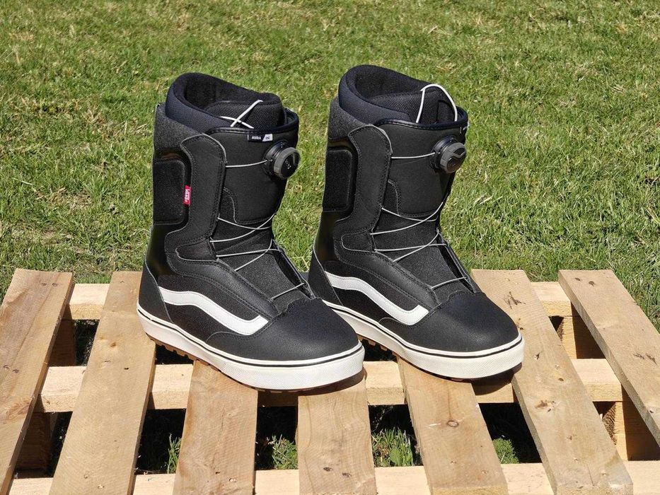 Vans Aura OG r. 42.5 27.5cm - nowe buty snowboardowe