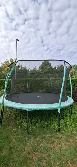 Trampolina o średnicy 4.2m