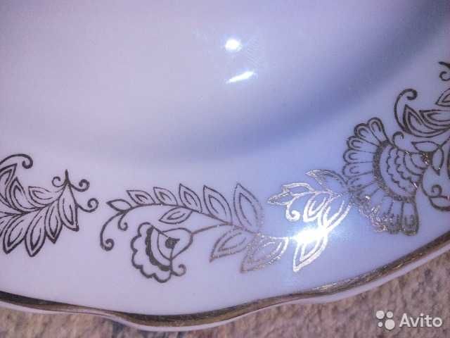 Набор тарелок фарфор СССР, знак качества, Коростень с золотым орнамен