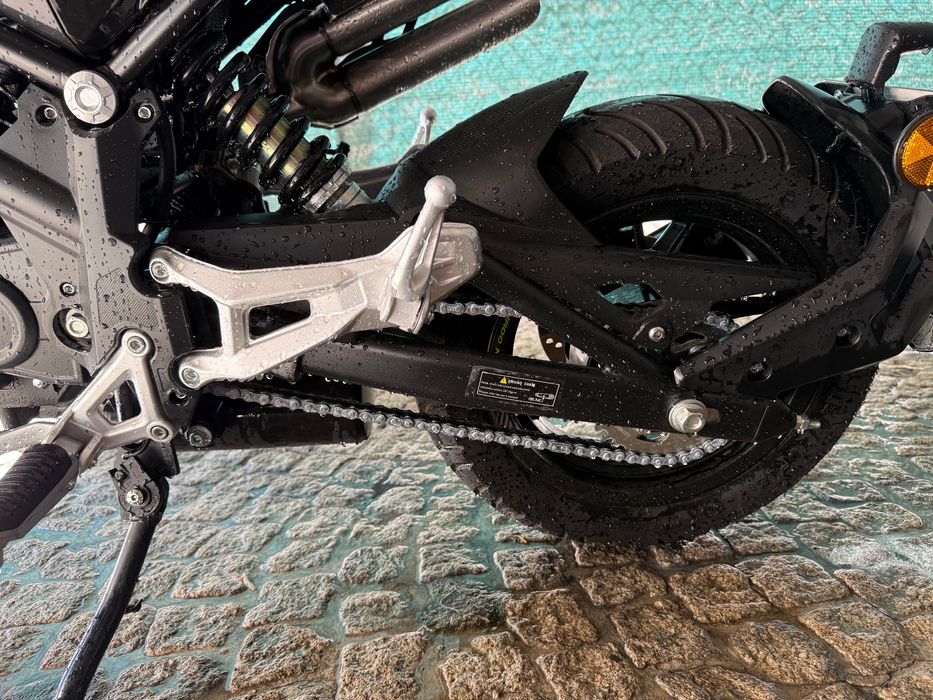 Benelli TNT 125 2023
