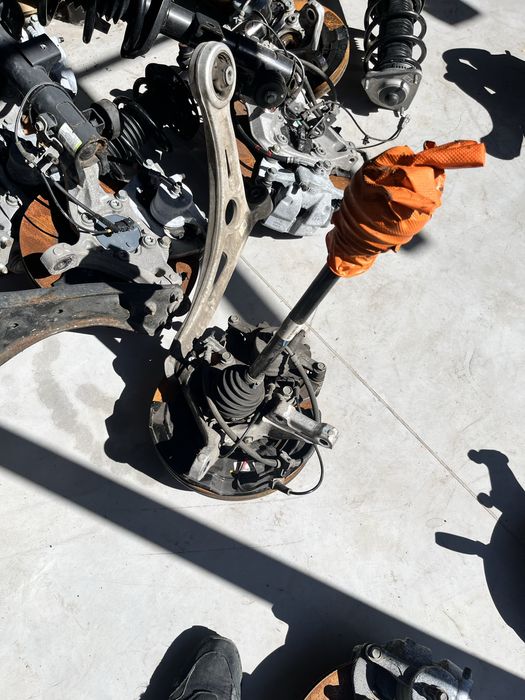 KIA NIRO2 EV підрамник цапфа ричаг цапфа кулак піввісь