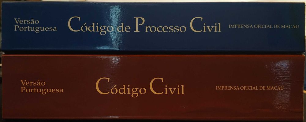 Livros "Código Civil e Código Processo Civil" Ed Imp Oficial Macau