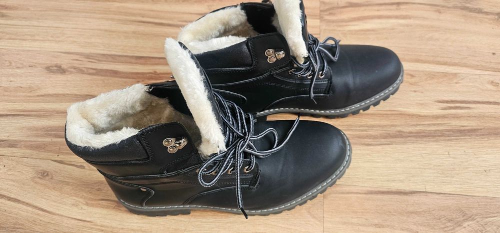 Buty męskie z kożuszkiem nr 44 Nowe Okazja