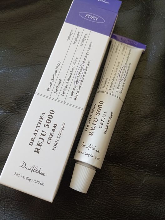 Бар'єрний крем Dr.Althea 147 Barrier Cream 50mk та Відновлювальний крем з ресвератролом
Dr. Althea - 345 Relief Cream