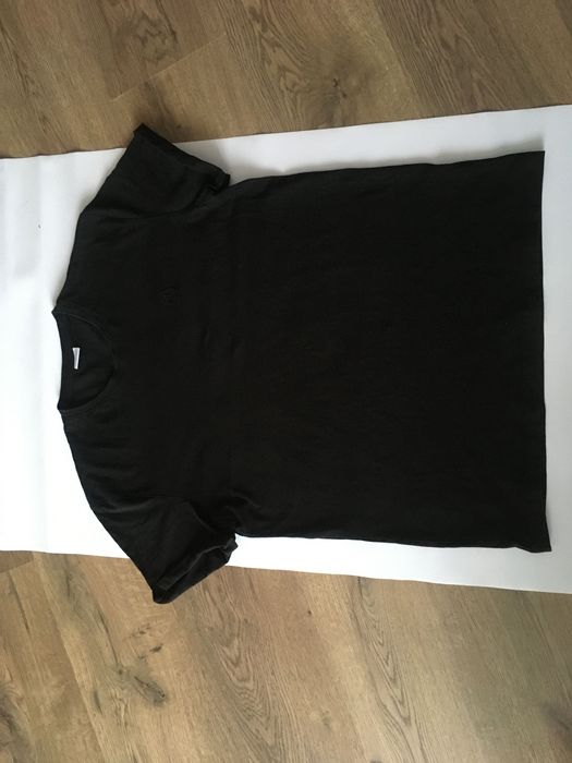 Футболка Bershka L розмір чорна