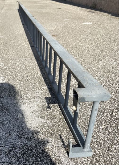 portao e grade em ferro