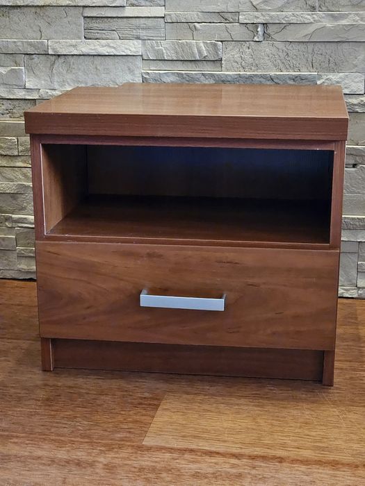 Kpl 2 szafek nocnych z półka i szuflada