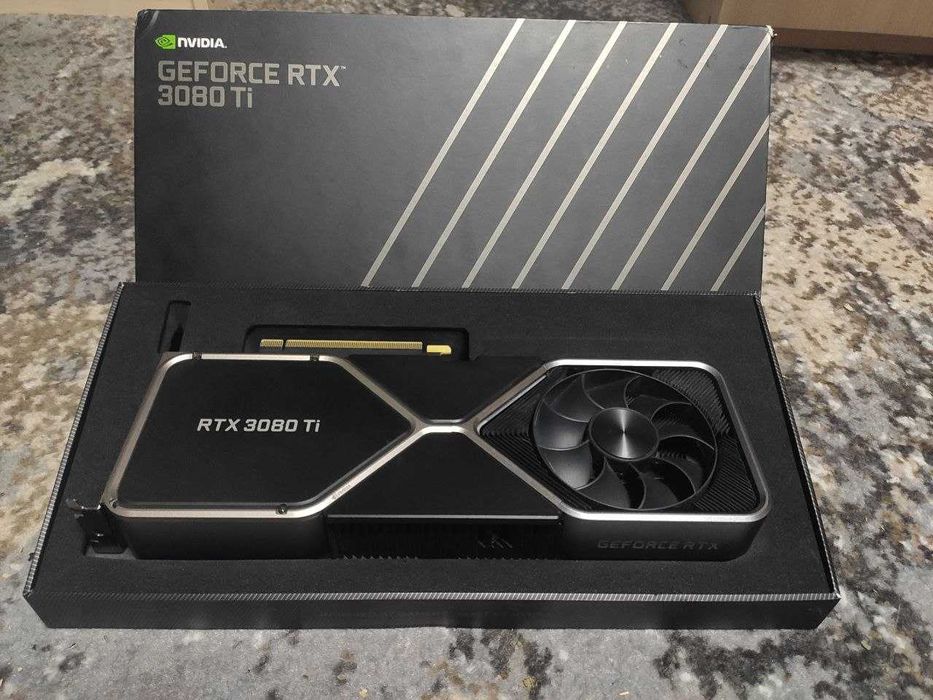 Відеокарта RTX 3080 TI Founders Edition .