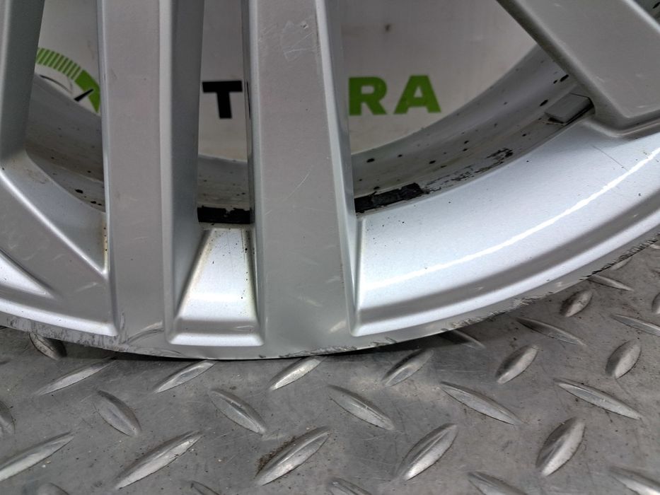 Диск колесный R20 Q5 80A 18-24 литой 80A601025AE