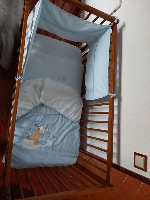 Cama Bebé pinho mel