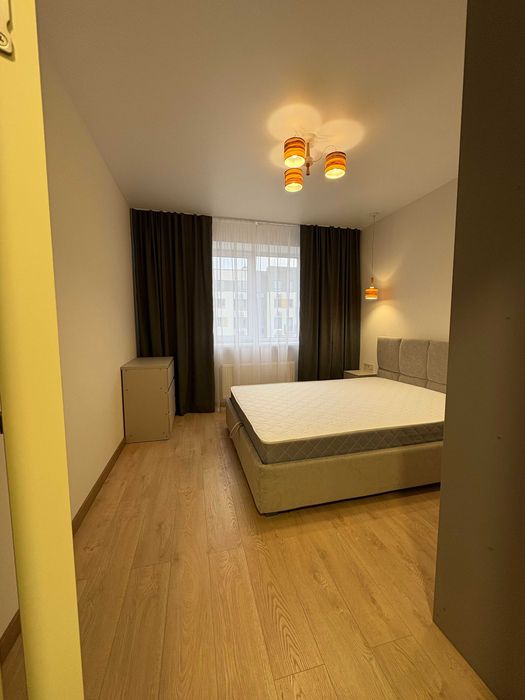 Шикарна квартира з новим ремонтом і технікою. Набережна. Кухня - 19 м.