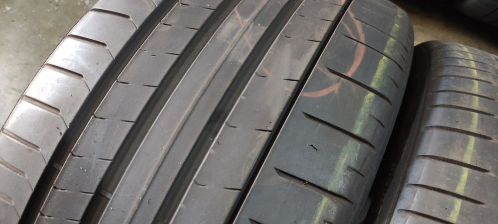 Pneus 315/40/21. Pirelli semi novos