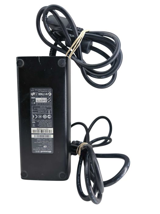 Konsola Xbox 360 Slim + Kolekcja Gier!