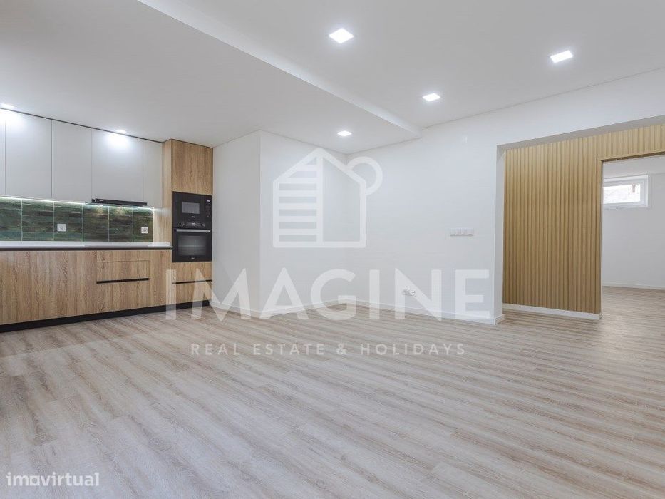 Apartamento T4 com terraço, churrasqueira e arrecadação - Bairro do...