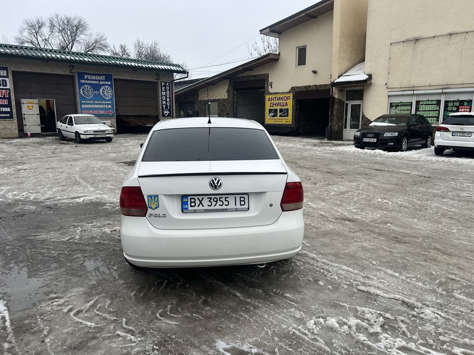 продам volkswagen polo sedan