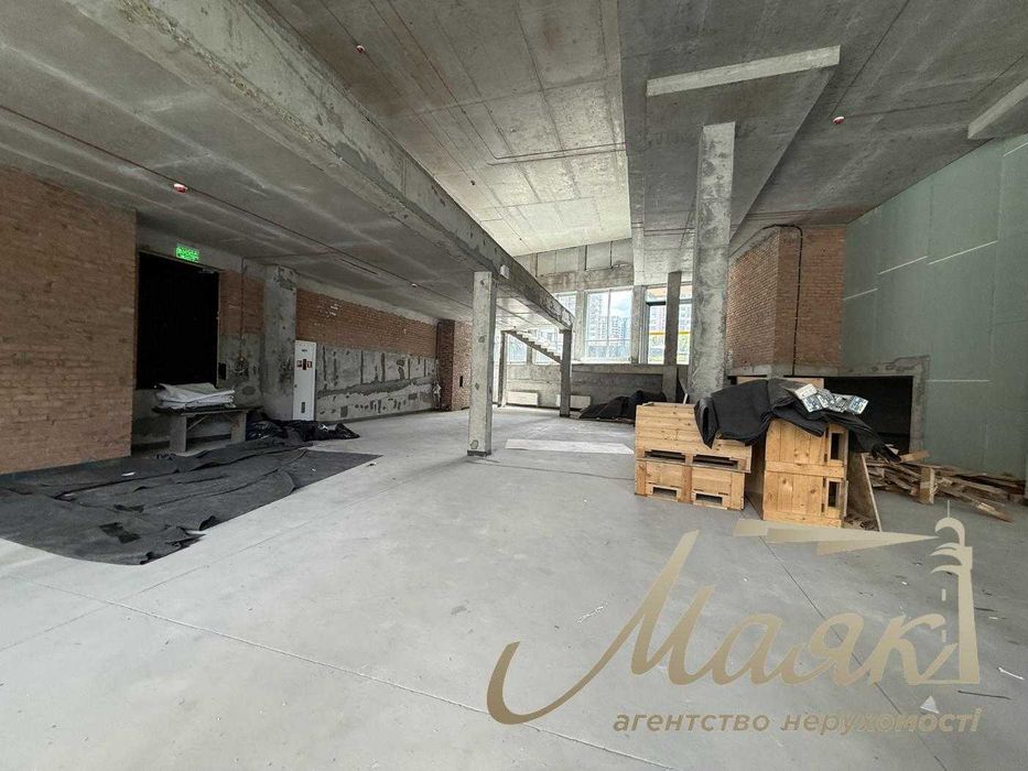 Оренда приміщення під ресторан в  ЖК Трініті, Печерськ, Центр