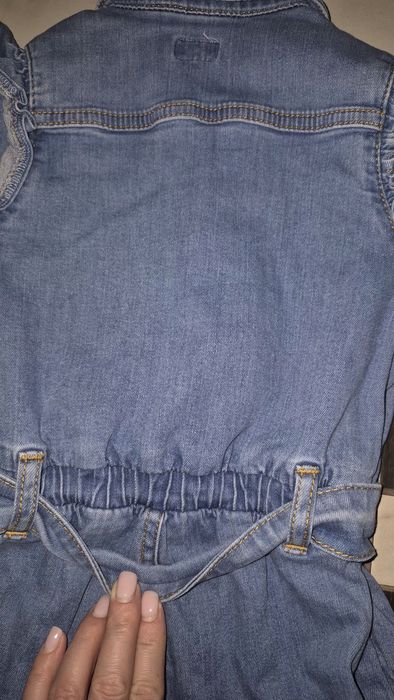 Джинсовий комбінезон на 2-3 роки