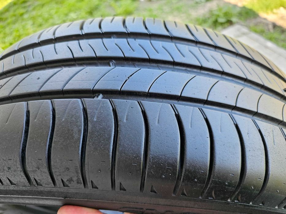 Lato Michelin 205/60 R16 6mm