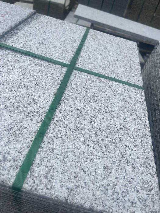 Granito Cinza pinhel a 2 cm esp.