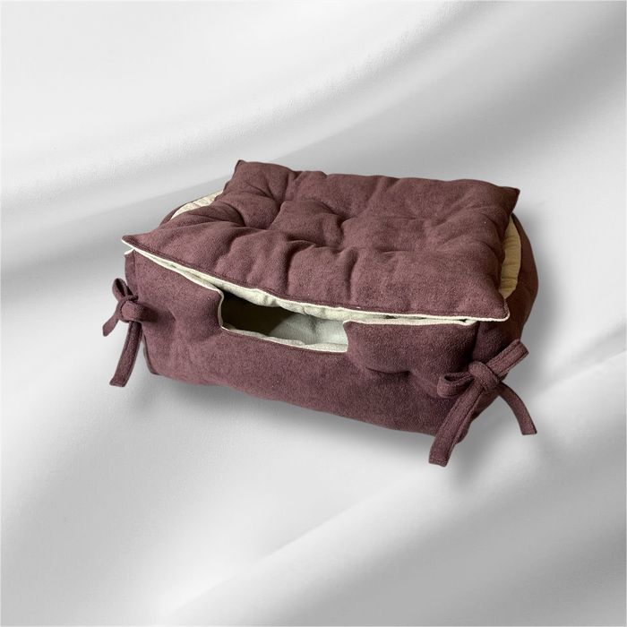 Лежанка ,лежак ,місце для собак , котів