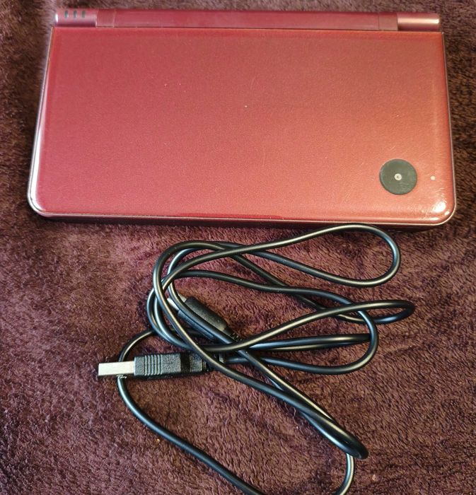 Nintendo DS, DSi XL + SD 2gb + Twilight Menu CFW