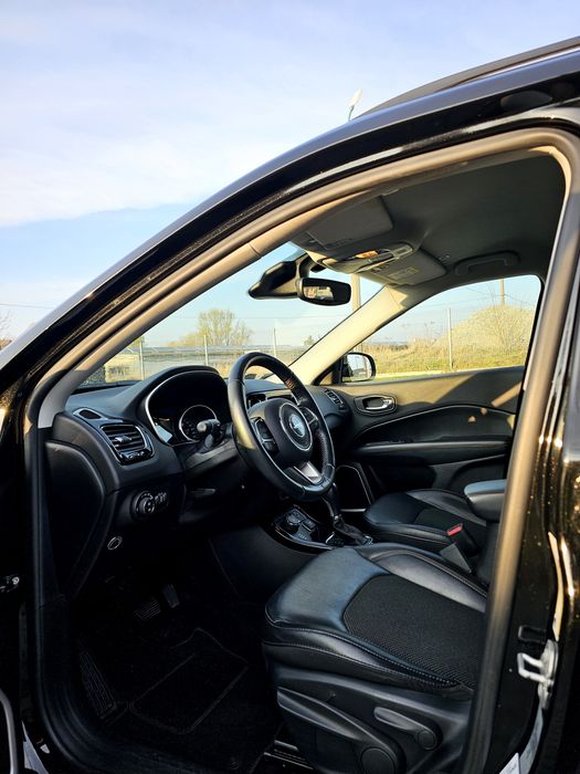 Jeep Compass 2018 4x4 salon Polska