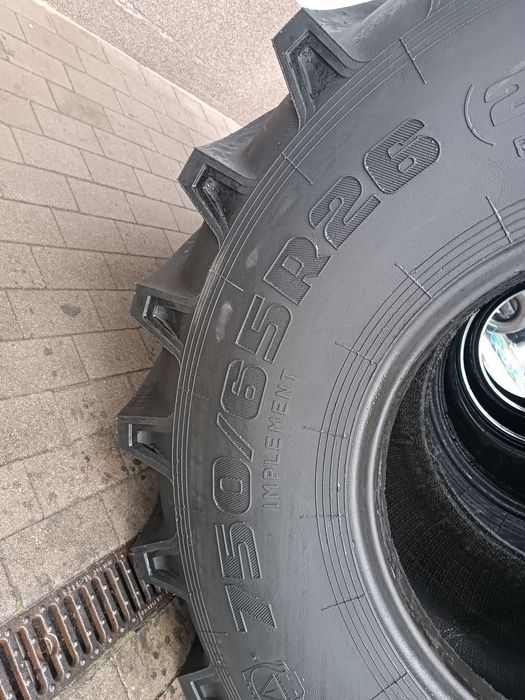 750/65R26 Rosava CM -102  28LR26 NOWE