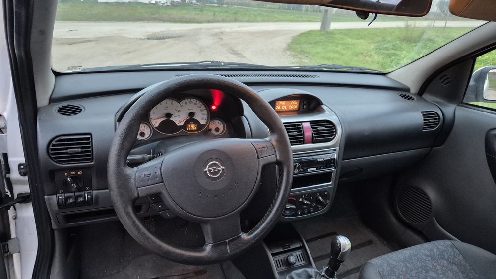 Opel corsa 1.7 dti 5 lugares