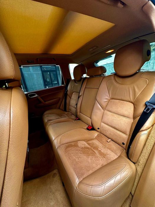 Porsche Cayenne — fotografia 9