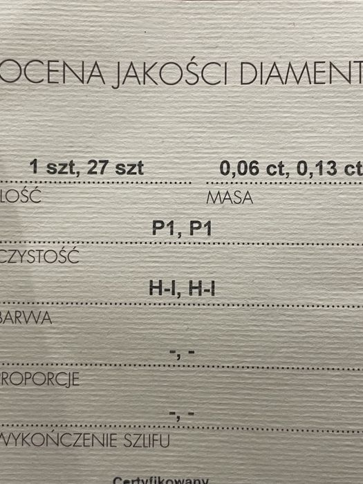 Pierścionek Apart z brylantami