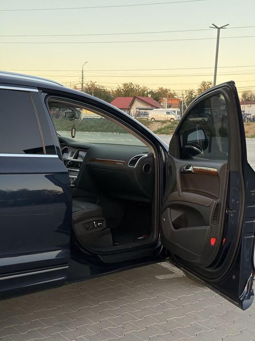 Audi Q7 2014 рік