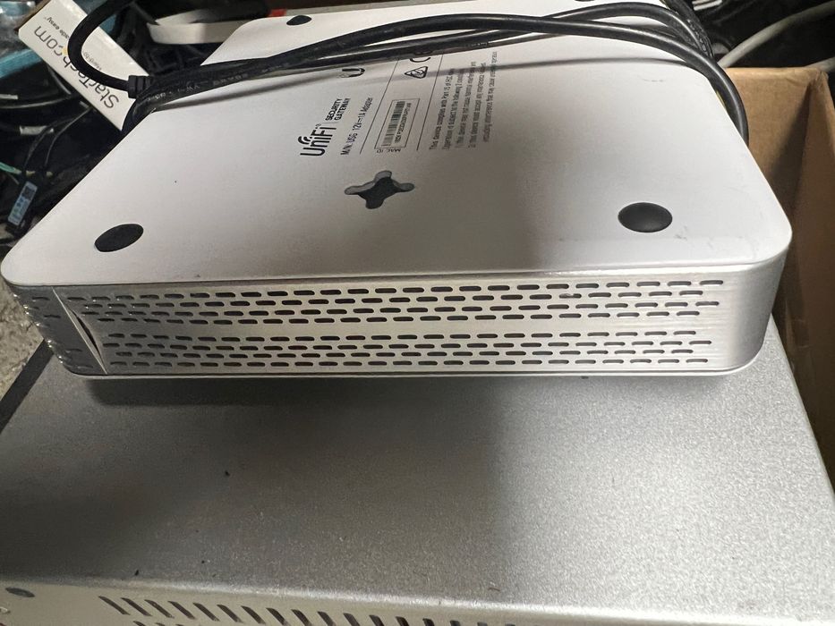 Ubiquiti Unifi USG - Gateway