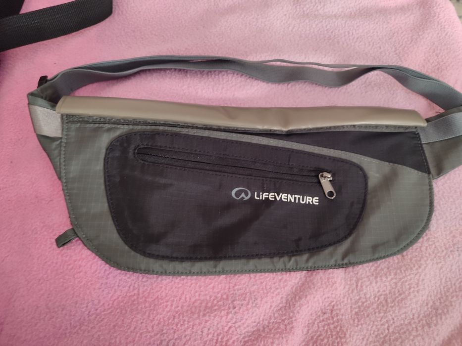 Сумка на пояс Lifeventure