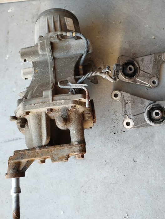 Dyfer most tył Mazda CX9 4x4  2.5