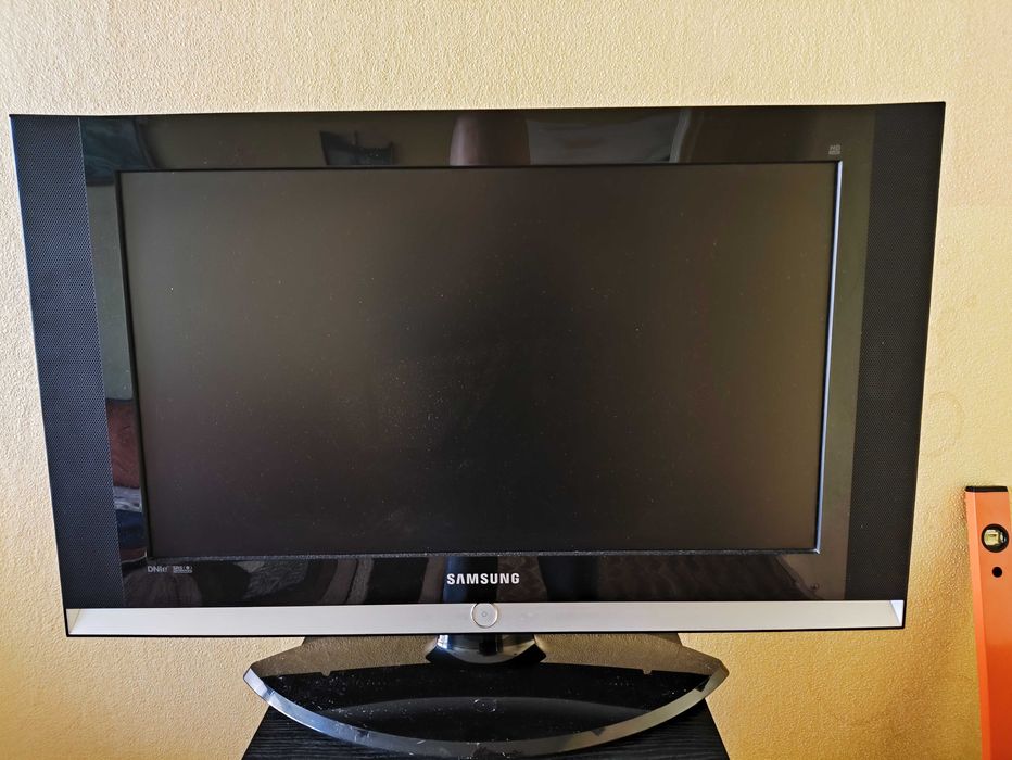 Tv Samsung LCD 32