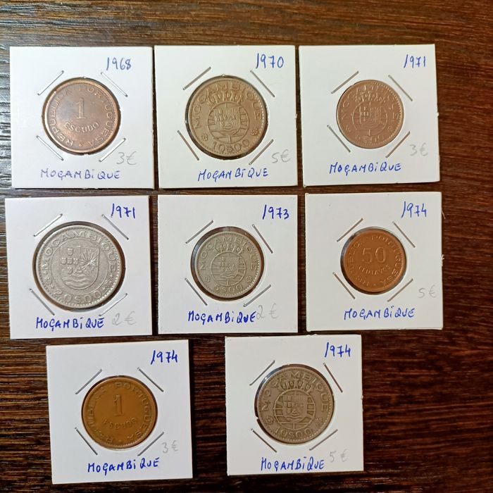 Moedas Moçambique e Angola