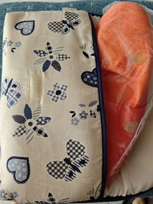 Lote 2 Conjuntos Chinelos de Quarto com Bolsa / Necesser de Tecido – Especial Dia da Mãe  ou Presente