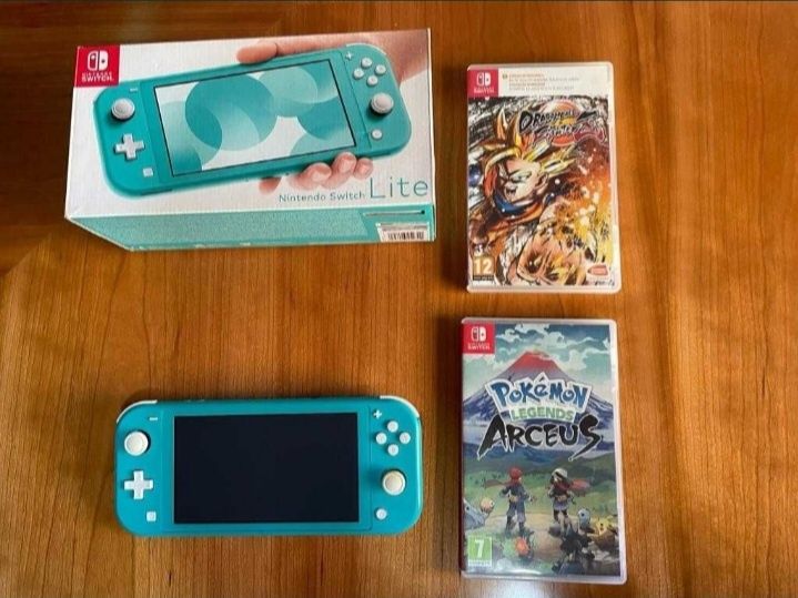 Nintendo Switch Lite with Invoice and Warranty + Extras64171258120449123