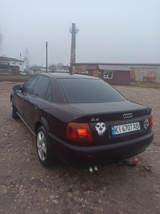 Продам ауді А4  ...