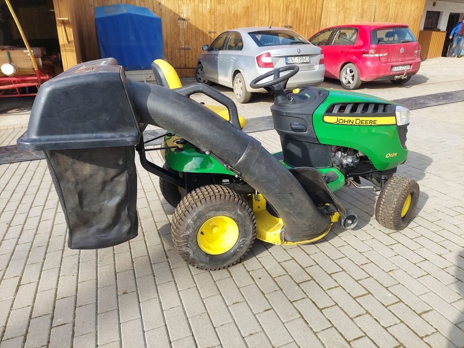 Traktorek kosiarka John Deere D125