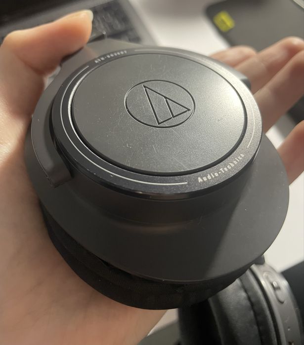 Наушники Audio-Technica ATH-SR30BT чёрные, полноразмерные