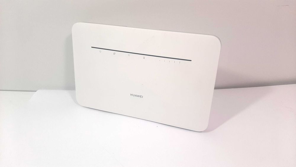 HUAWEI B535-232 router / ładowarka